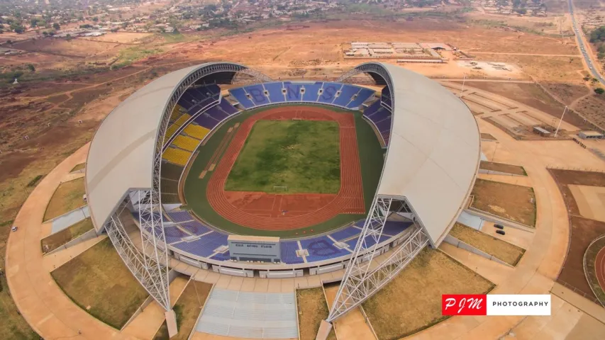 В Минске начали строить “китайские подарки”: стадион и бассейн. Зачем это Китаю?
