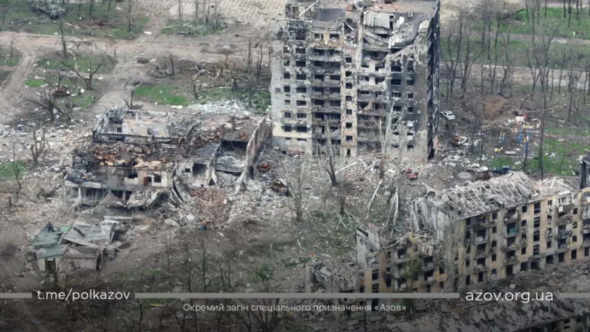 Бесконечные руины. Полк "Азов" опубликовал новые фото Мариуполя
