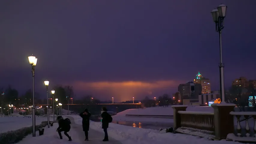 У Віцебску заўважылі незвычайнае свячэнне ў небе (фота)